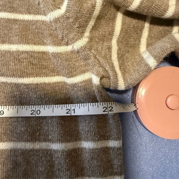 Banana Republic Brown and White Crewneck Sweater with Stripes - Picture 6 of 7